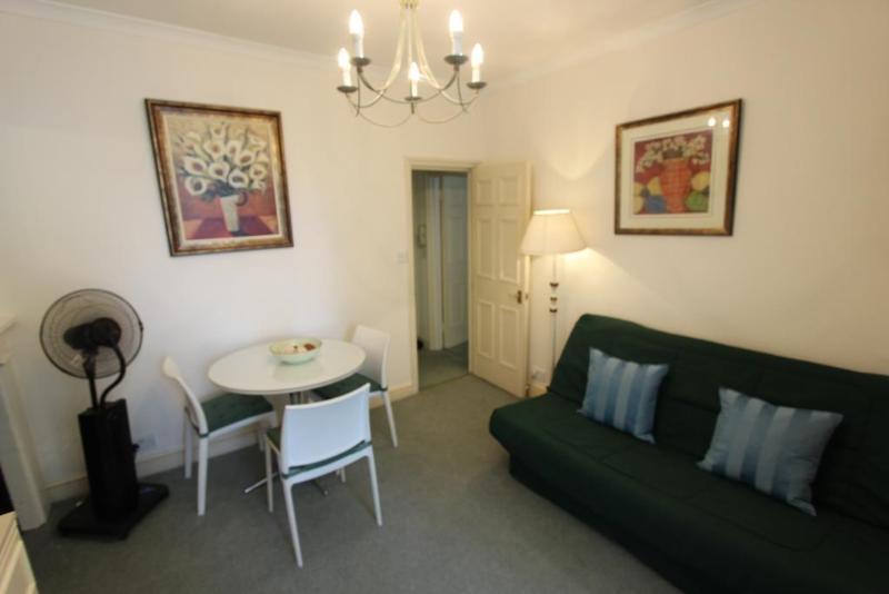 Stay In Serviced Apartments Queensway Londres Exterior foto