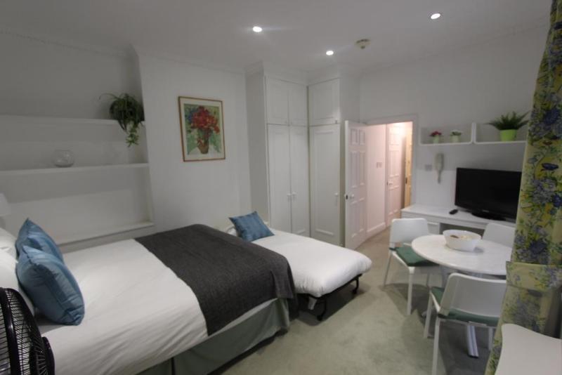 Stay In Serviced Apartments Queensway Londres Exterior foto